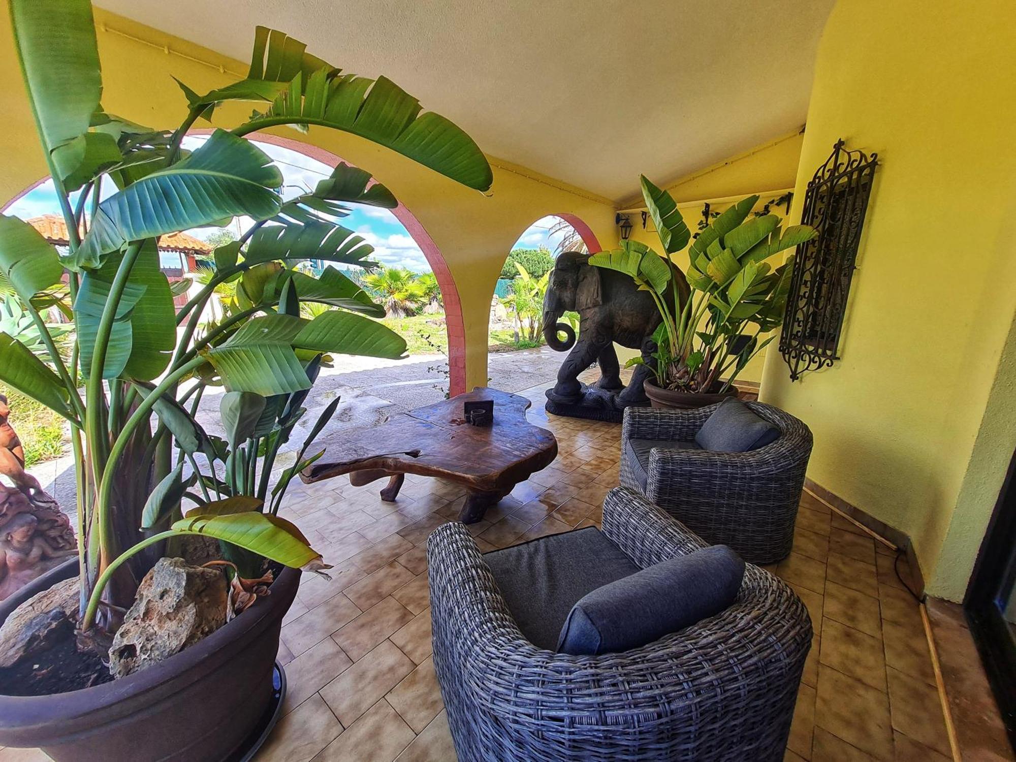 Villa Paraiso - Naturism Optional Adults Only Porches  Room photo